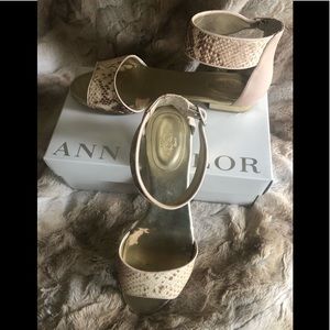 Ann Taylor Blush Tan Leather Ankle Strap Sandals